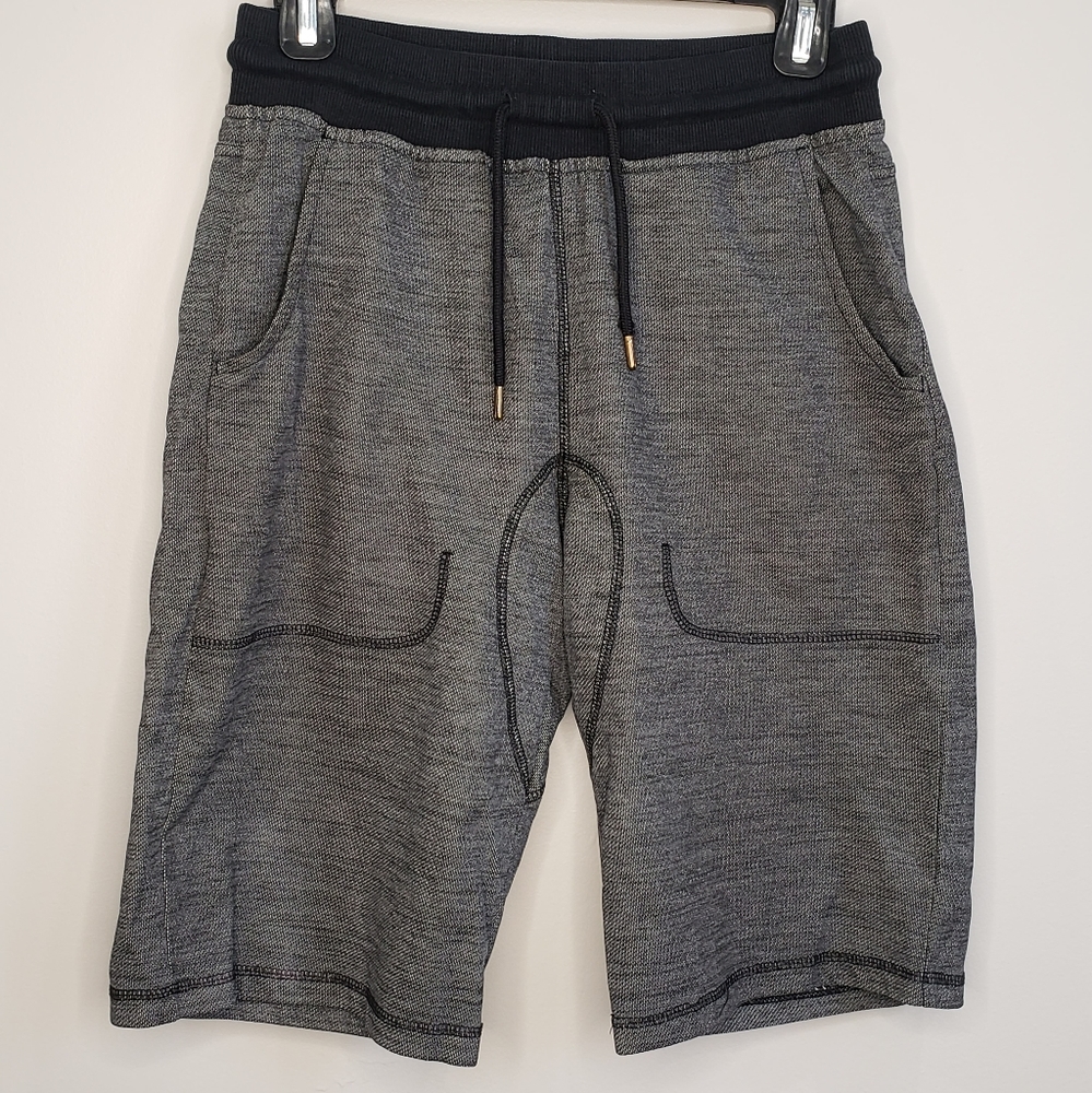 CSG - Champs grey shorts | Size M